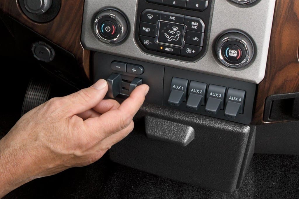 16_SUPD_TrailerBrakeController_mn