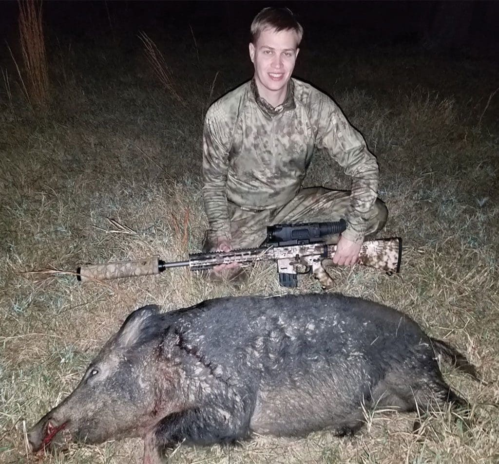 2-Hog-Lackey