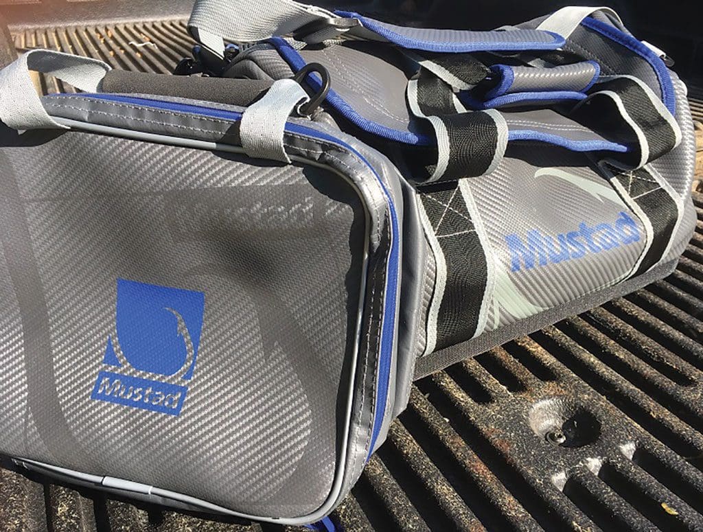 Mustad Dry Boat Bag