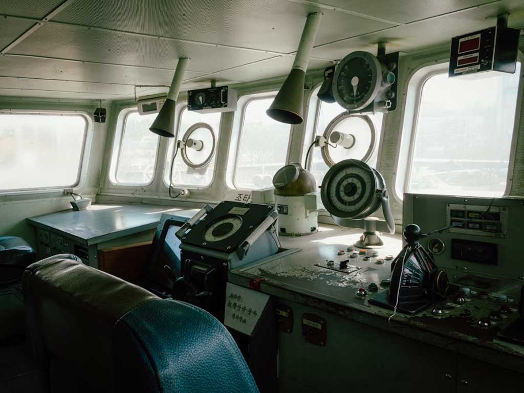 inside-the-ships-bridge-navigation-instruments-visible